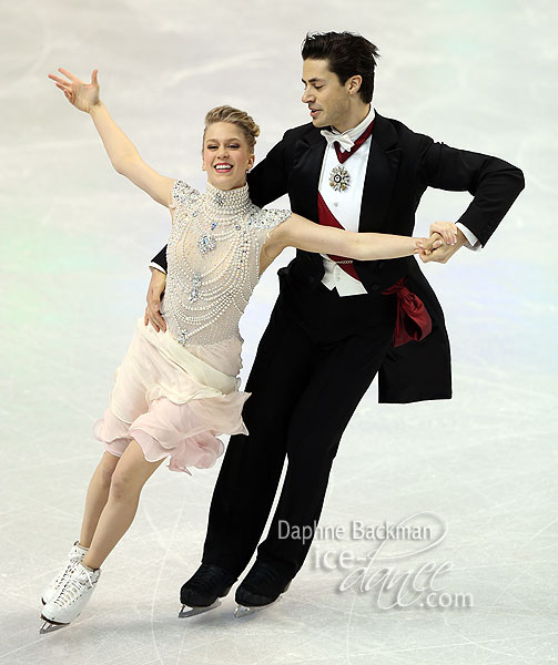 Kaitlyn Weaver & Andrew Poje (CAN)