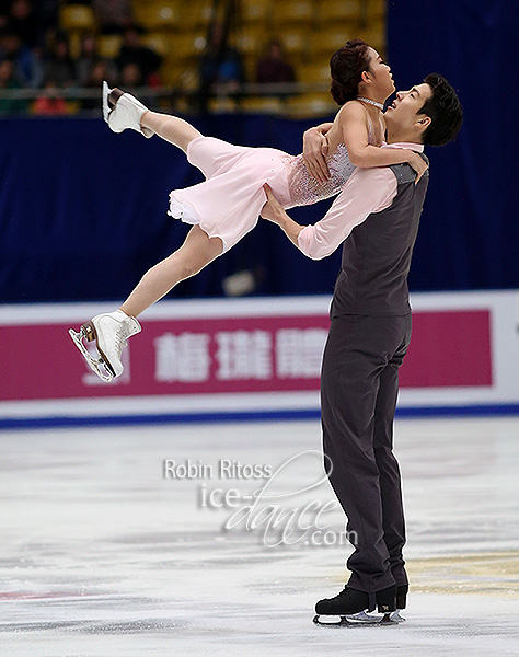 Shiyue Wang & Xinyu Liu (CHN)