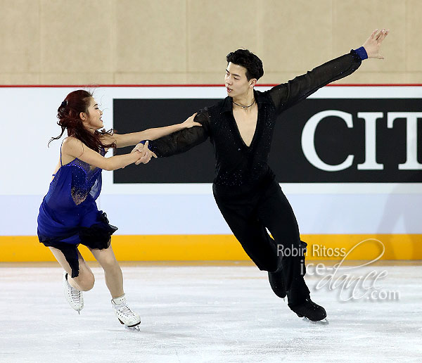 Shiyue Wang & Xinyu Liu (CHN)