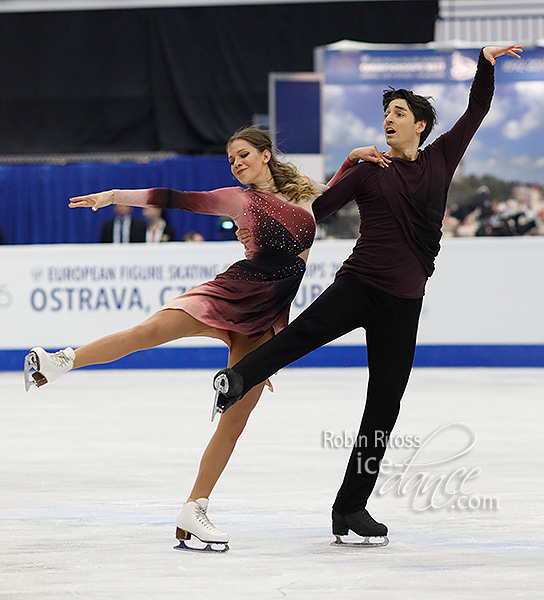 Alisa Agafonova & Alper Ucar (TUR)