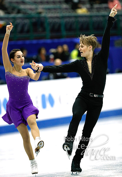 Viktoria Semenjuk & Artur Gruzdev (EST)