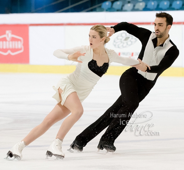 Olivia Smart & Adria Diaz (ESP)