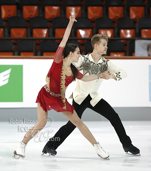 Viktoria Semenjuk & Artur Gruzdev (EST)