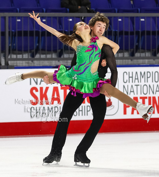 Olivia Han & Grayson Lochhead 