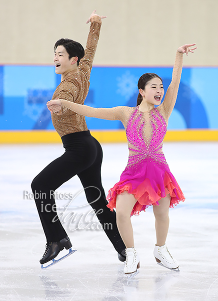 Maia Shibutani & Alex Shibutani (USA)