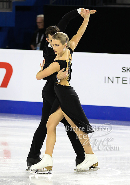 Olivia Smart & Adrian Diaz (ESP)