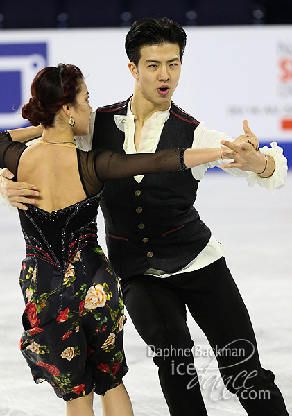 Shiyue Wang & Xinyu Liu (CHN)