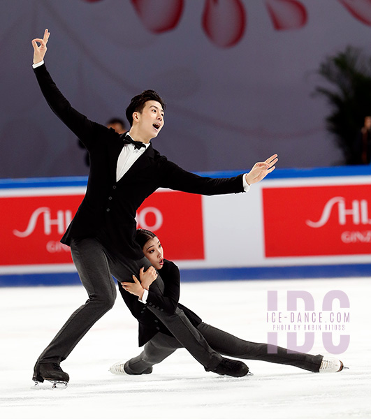 Shiyue Wang & Xinyu Liu (CHN)