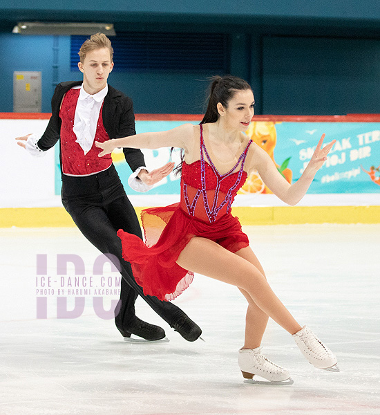 Michaela Sewall & Oleksandr Kolosovskyi (ISR)