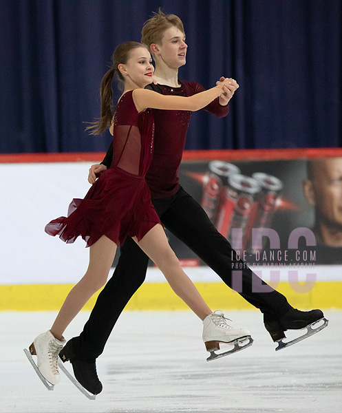 Anastasiia Sammel & Mykyta Pogorielov (UKR)