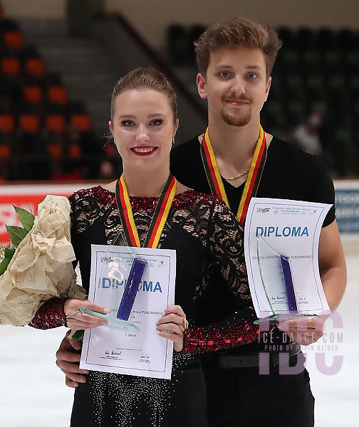 Christina Carreira & Anthony Ponomarenko (USA)