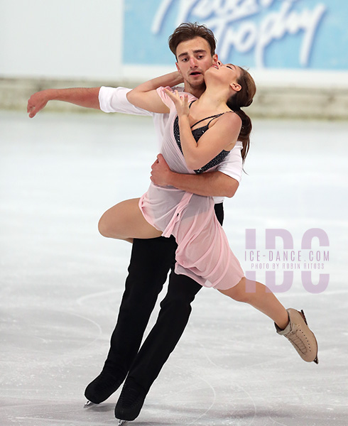 Darya Popova & Volodymyr Byelikov (UKR)