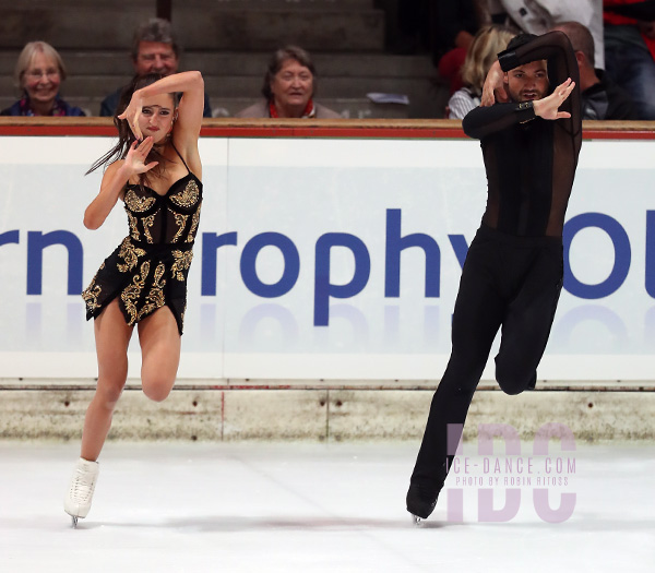 Lilah Fear & Lewis Gibson (GBR)