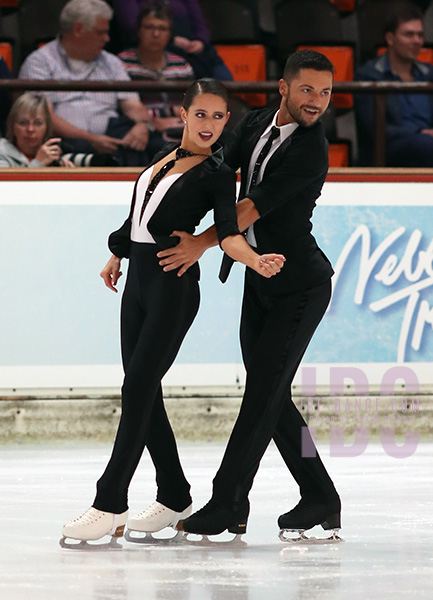 Lilah Fear & Lewis Gibson (GBR)