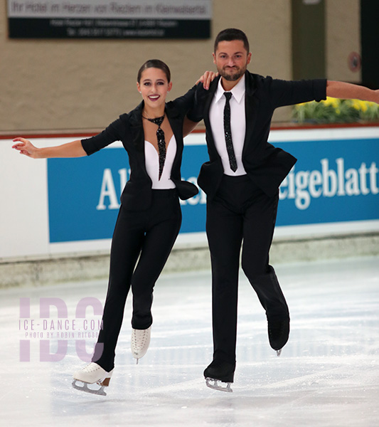 Lilah Fear & Lewis Gibson (GBR)