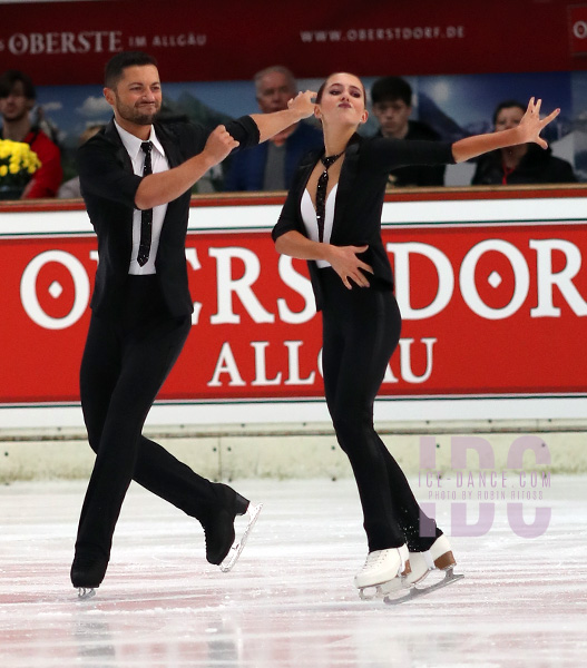 Lilah Fear & Lewis Gibson (GBR)