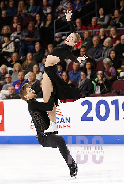 Christina Carreira & Anthony Ponomarenko (USA)