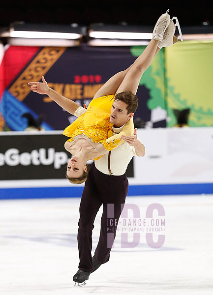 Marie-Jade Lauriault & Romain Le Gac (FRA)