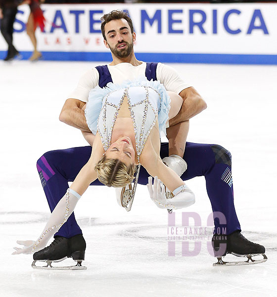 Olivia Smart & Adrian Diaz (ESP)