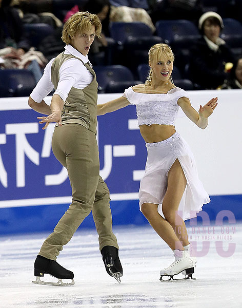 Haley Sales & Nikolas Wamsteeker (CAN)