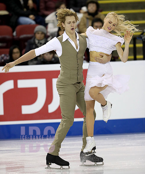 Haley Sales & Nikolas Wamsteeker (CAN)