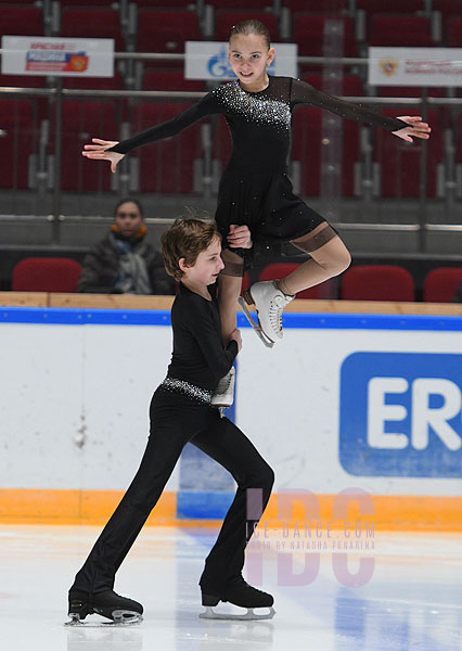 Daria Drozhzhina & Yaroslav Chernyaev (Foxtrot)