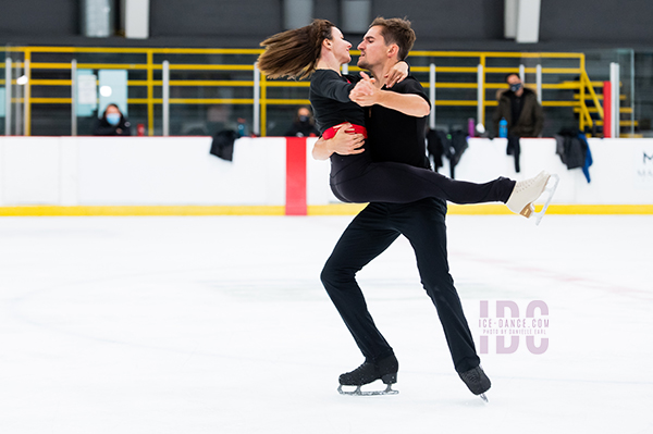 Marie-Jade Lauriault & Romain Le Gac (FRA)