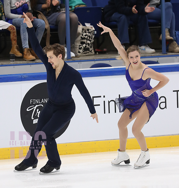 Christina Carreira & Anthony Ponomarenko (USA)