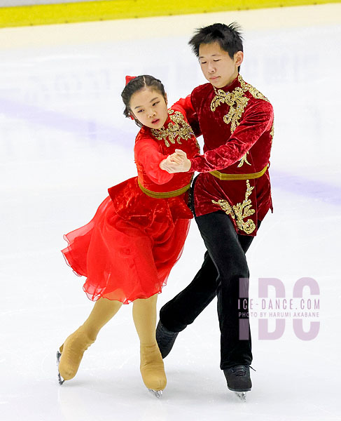 Mihana Nakajima & Knichiro Hirose
