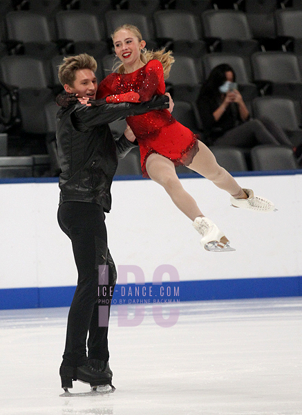 Leah Neset & Artem Markelov (USA)