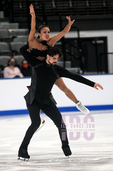 Jennifer Janse van Rensburg & Benjamin Steffan (GER)