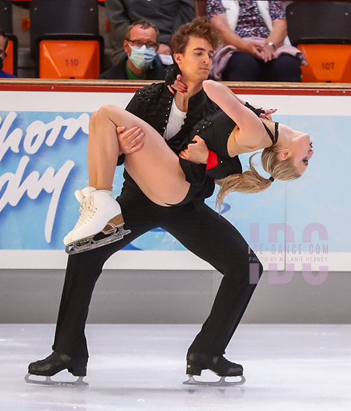 Anna Yanovskaya & Adam Lukacs (HUN)