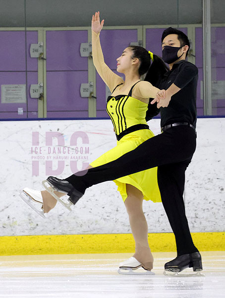 Mizuho Naito & Kentaro Suzuki