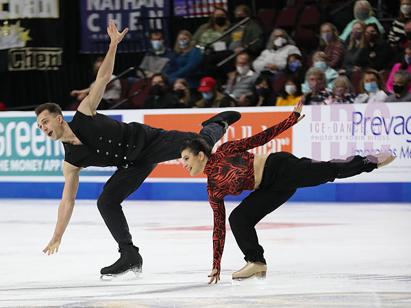 Natalia Kaliszek & Maksym Spodyriev (POL)