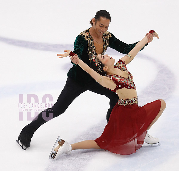 Kana Muramoto & Daisuke Takahashi (JPN)