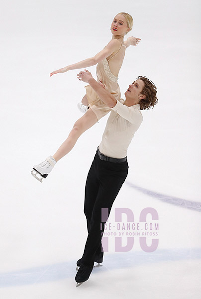 Haley Sales & Nikolas Wamsteeker (CAN)