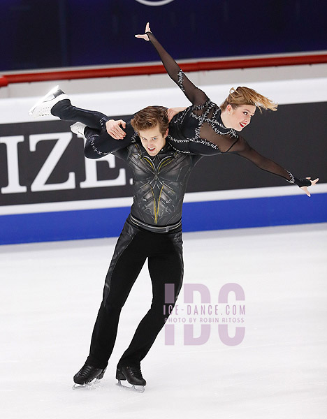 Christina Carreira & Anthony Ponomarenko (USA)