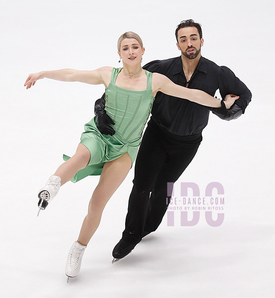 Olivia Smart & Adrian Diaz (ESP)