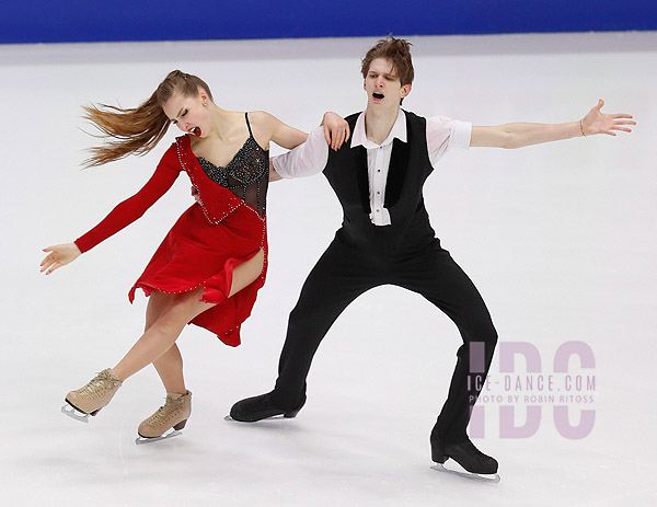 Maria Holubtsova & Kyryl Bielobrov (UKR)