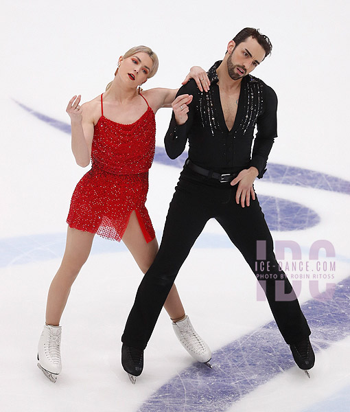 Olivia Smart & Adrian Diaz (ESP)