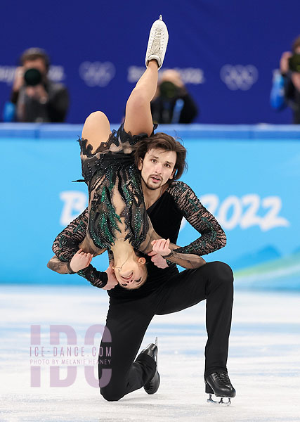 Maria Kazakova & George Reviya (GEO)