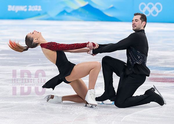 Oleksandra Nazarova & Maksym Nikitin (UKR)