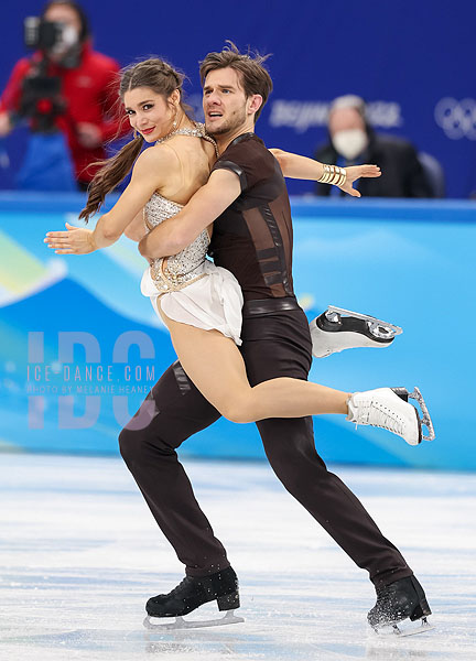 Laurence Fournier Beaudry & Nikolaj Sorensen (CAN)