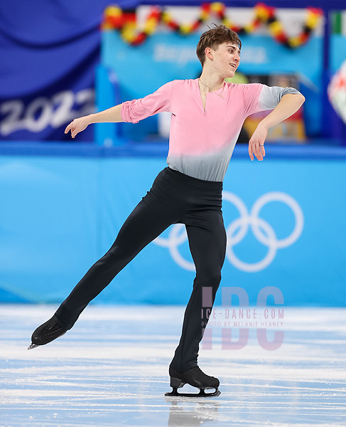 Roman Sadovsky (CAN)