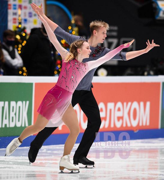 Ksenia Ermakova & Vladislav Panteleev