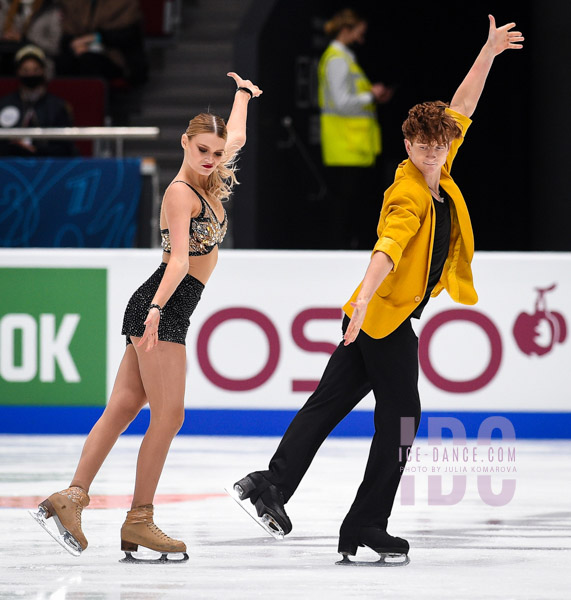 Anastasia Skoptcova & Kirill Aleshin