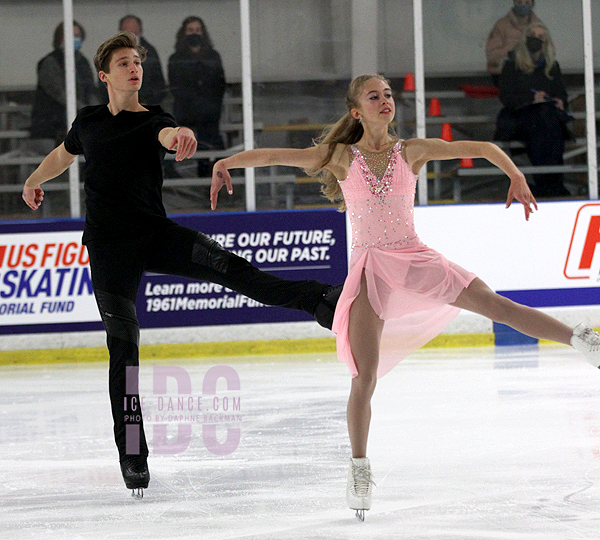 Leah Neset & Artem Markelov