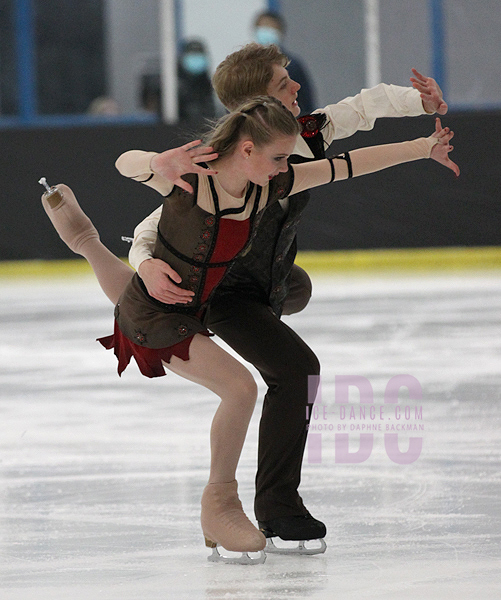 Annalise Stapert & Maxim Korotcov