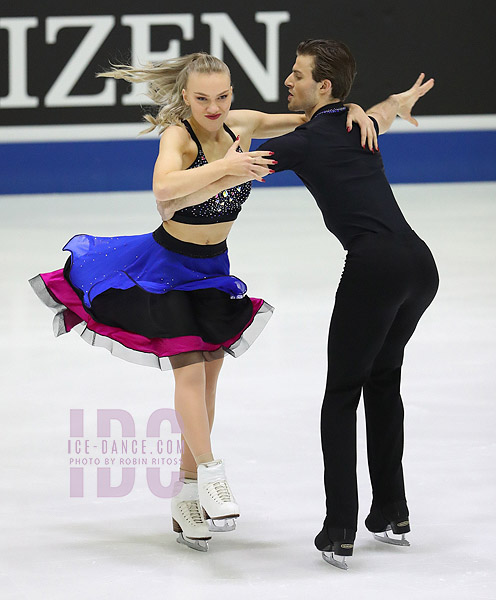 Phebe Bekker & James Hernandez (GBR) 